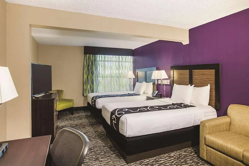 La Quinta By Wyndham Clearwater South Hotel